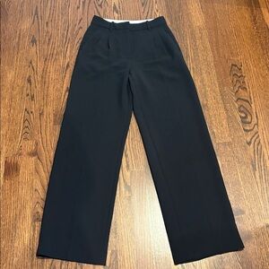 Aritzia Women’s The Effortless Pant™ - Crepette™ Black Size 2 Regular